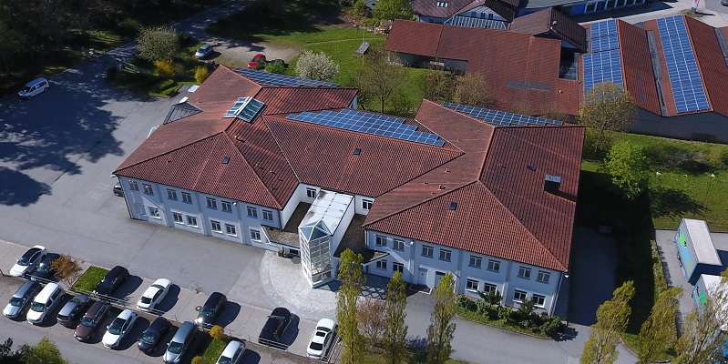 Luftaufnahme des B.I.C. - Business Innovation Center der Cowotech in Passau.